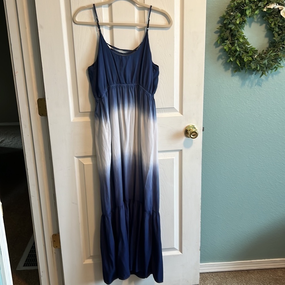 Loveriche Women’s Sleeveless Tiered Hem Ombré Maxi Dress Size S - Picture 3 of 6